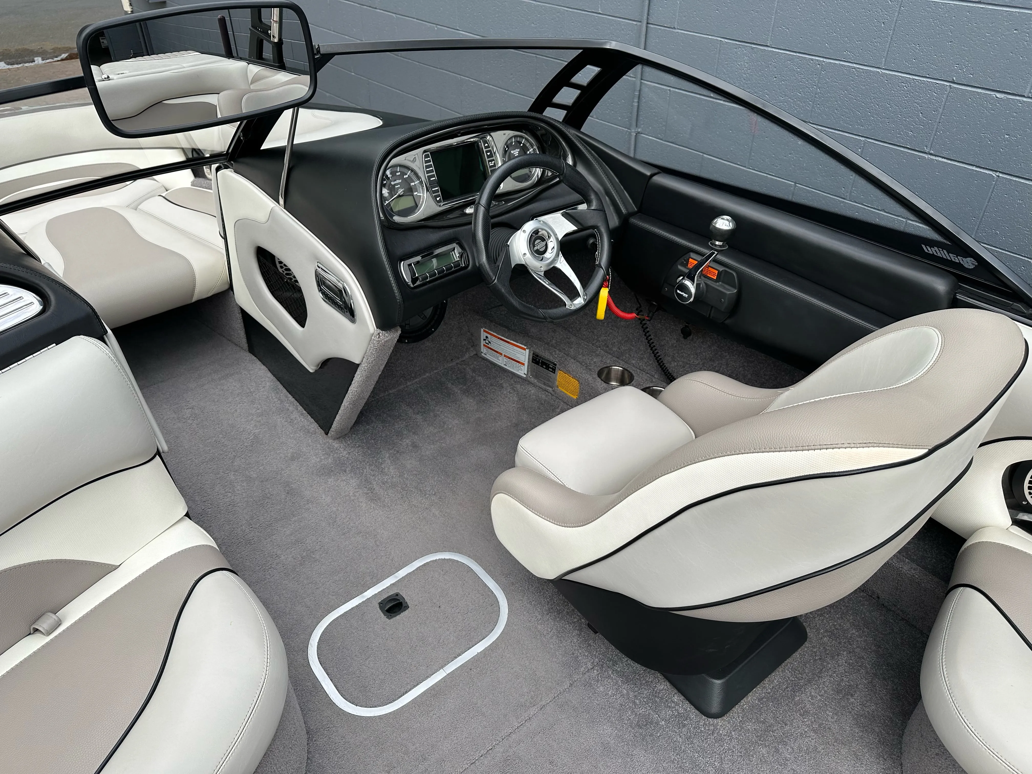 2010 Malibu Wakesetter 20VTX - SOLD