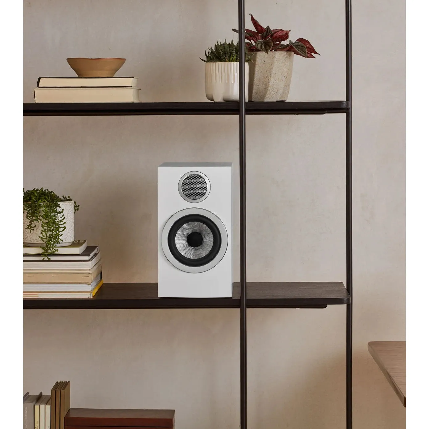 Bowers & Wilkins - 707 S3 - Standmount Speakers