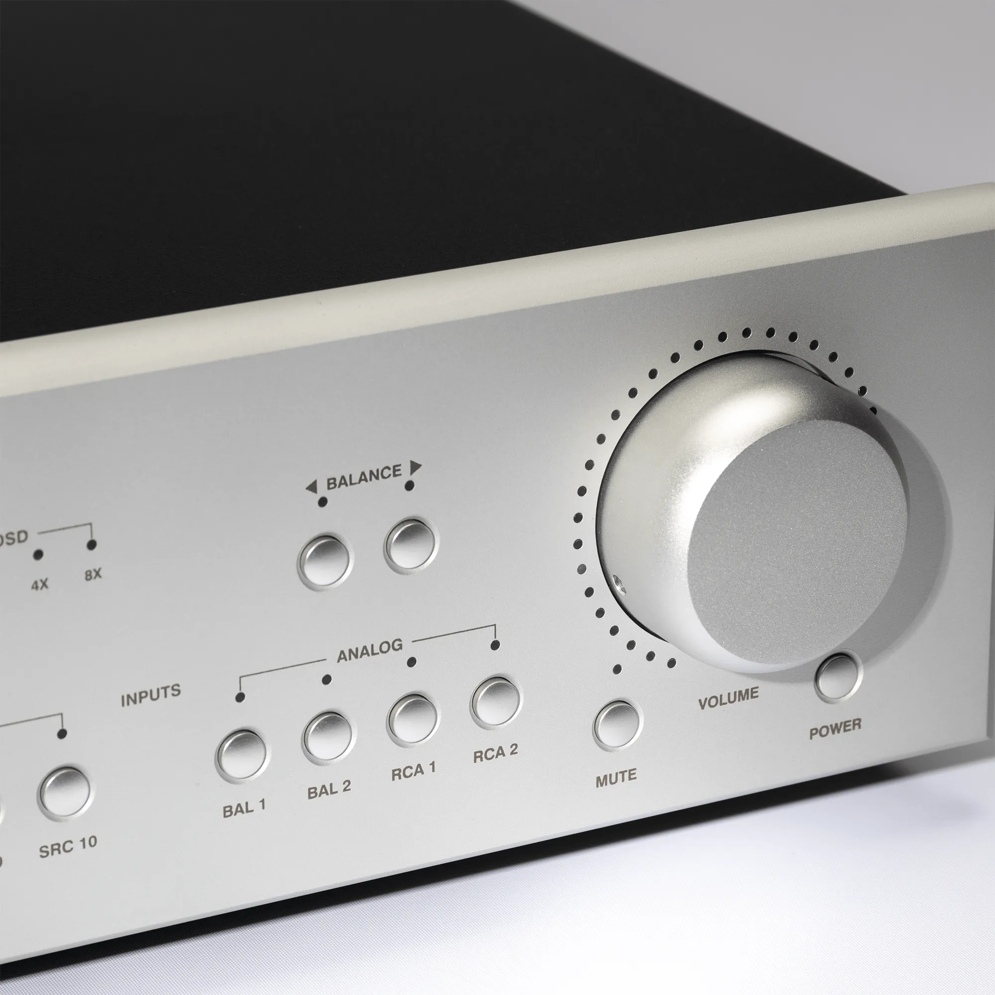 Bryston BR-20 Streaming DAC & Preamplifier
