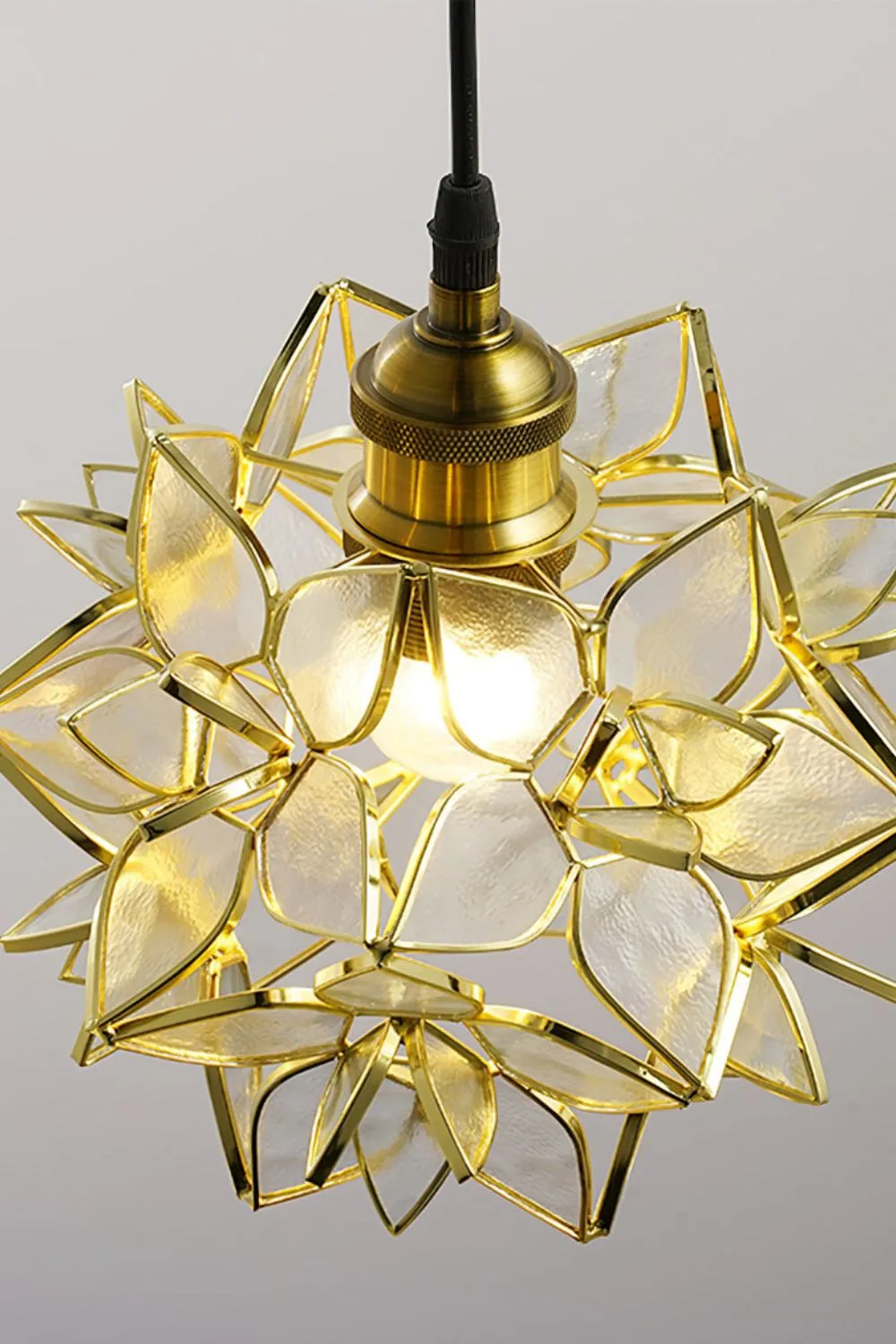 Capiz Pendant Lamp