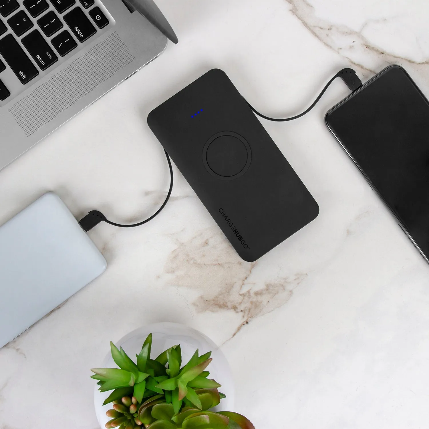 ChargeHubGO  Power Bank With Wireless Charging Pad