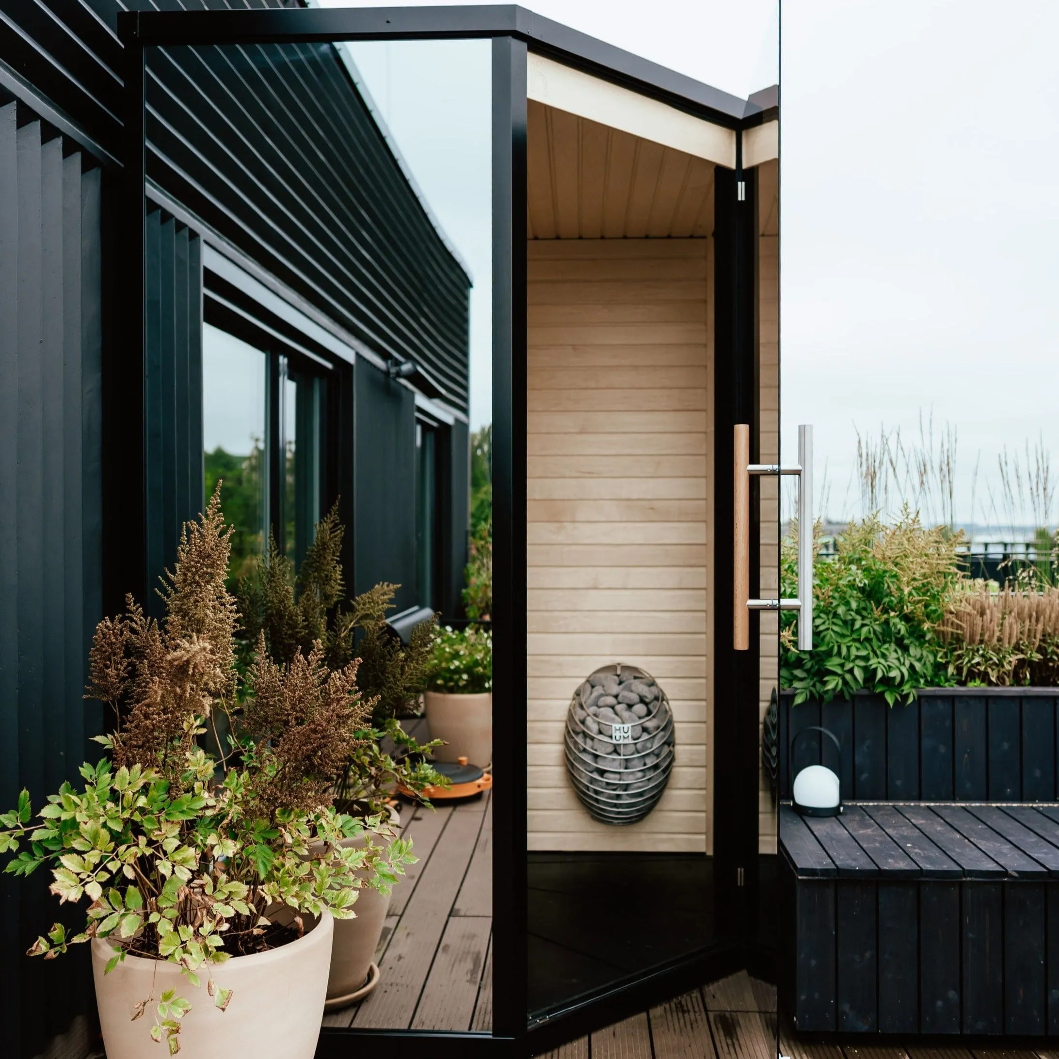 Haljas Hele Glass Mini | 3-Person Pre-Assembled Luxury Outdoor Glass Traditional Sauna