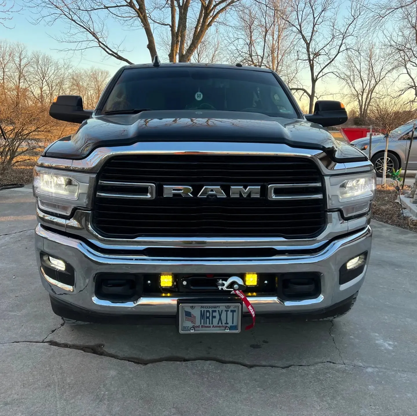 Hidden Winch Mount | 2019-2024 RAM 2500-3500 [6.4L Hemi]