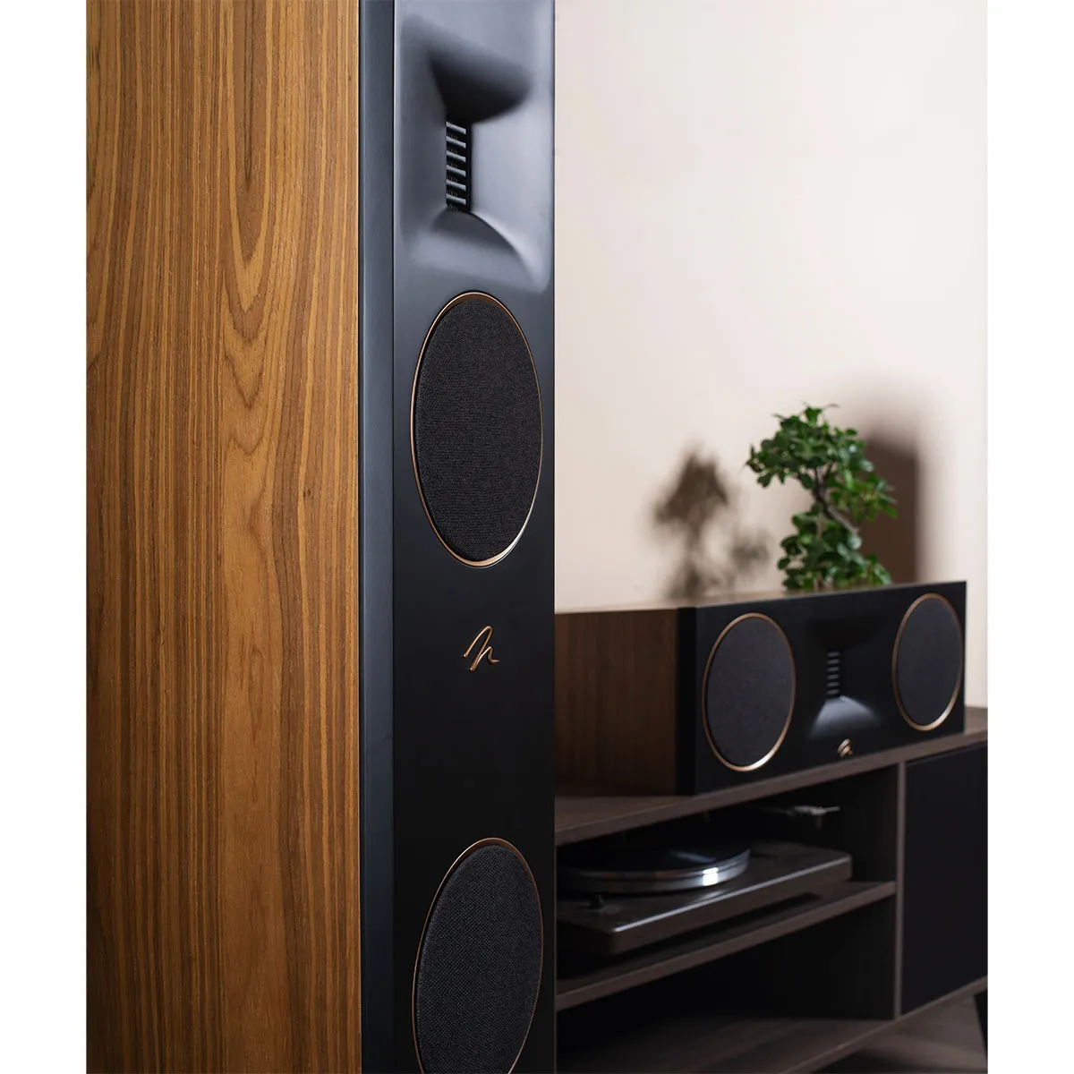 MartinLogan Motion XT F200 Floorstanding Speaker