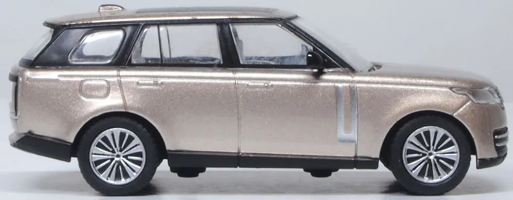 Oxford Diecast Range Rover L460 SWB 1st Edition Batumi Gold