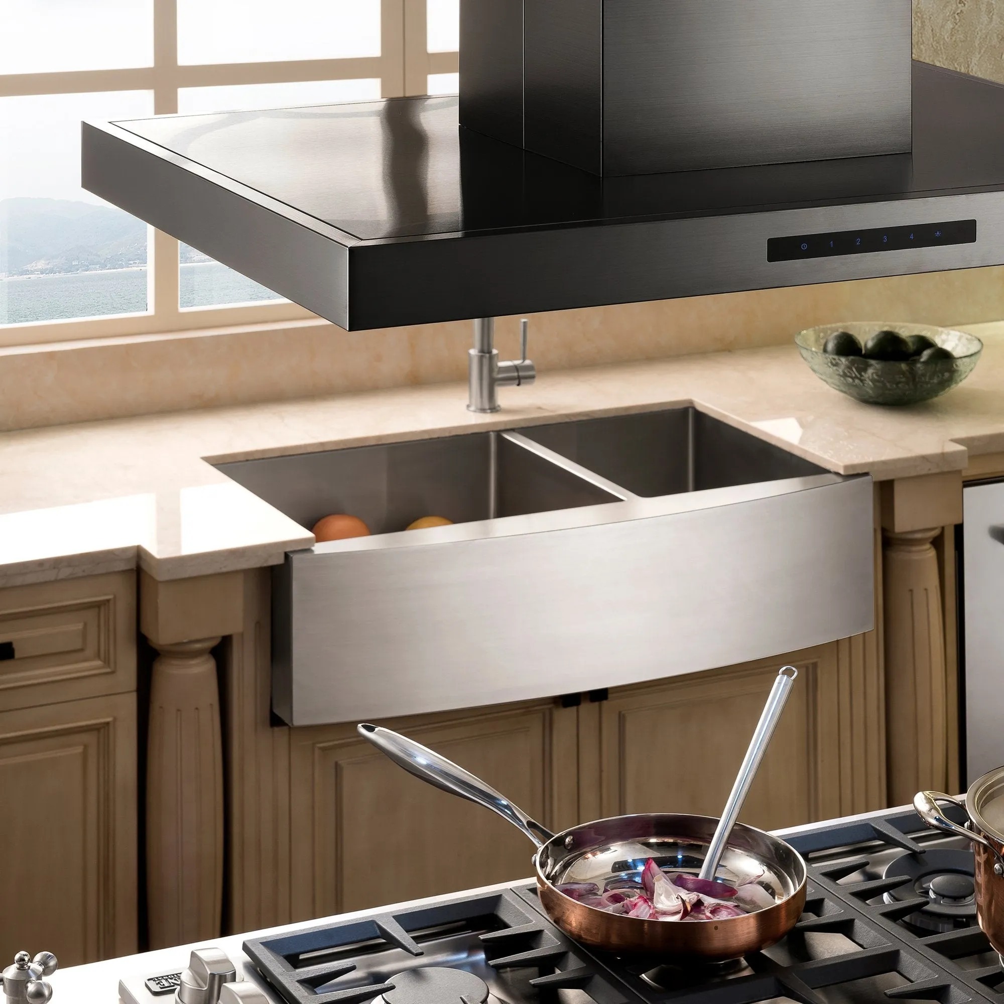 ZLINE Island Mount Range Hood in Black Stainless Steel (BSKE2iN)